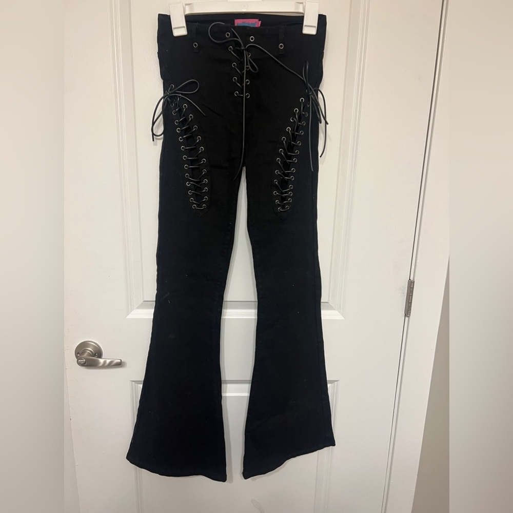 Edikted Black Flare Lace-up Jeans